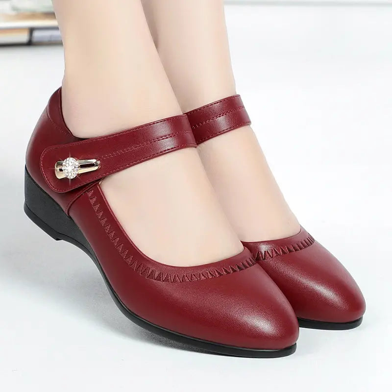 Danelia – Eleganckie buty na srednim obcasie